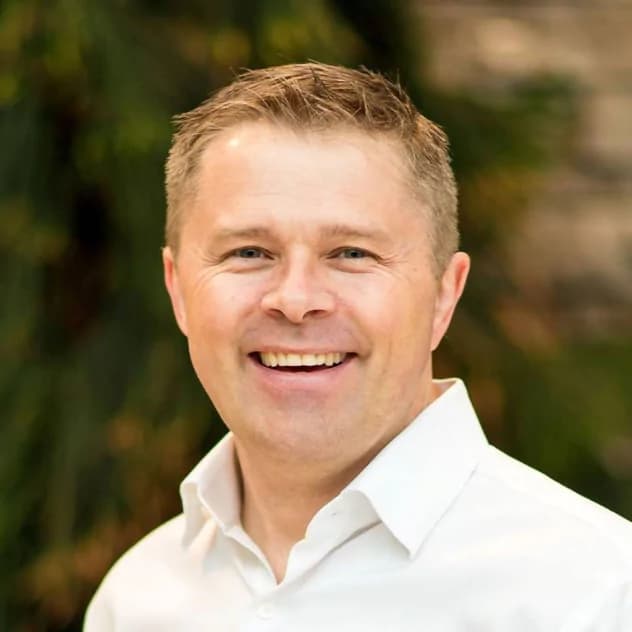 Dr. Stuart Phillips