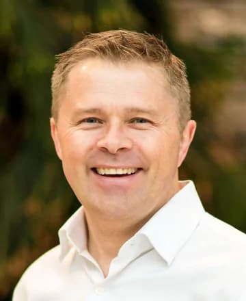 Dr. Stuart Phillips